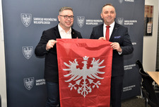 Podpisanie umowy na IV Bieg Powstańczy w Wijewie w Urzędzie Marszałkowski