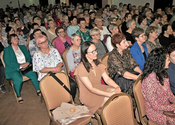 zdjęcie przedstawiające uczestników koncertu