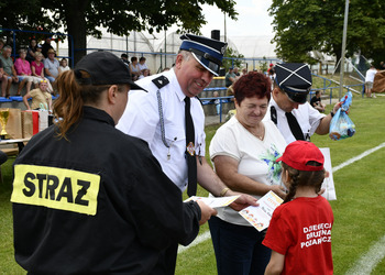 zdjęcie przedstawia uczestników zawodów 