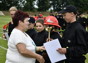 zdjęcie przedstawia uczestników zawodów 