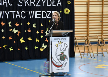 Zdjęcie przedstawia uczestników spotkania