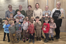 Pieczenie rogalików z przedszkolakami